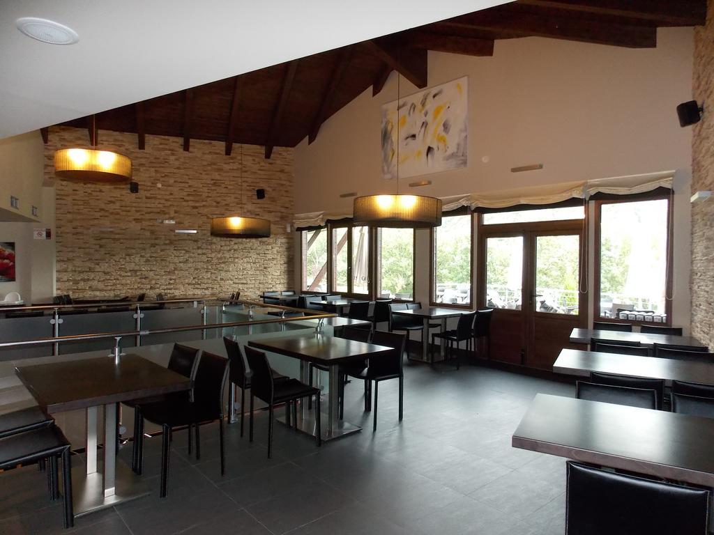 Aparthotel Bubal El Pueyo de Jaca Εξωτερικό φωτογραφία