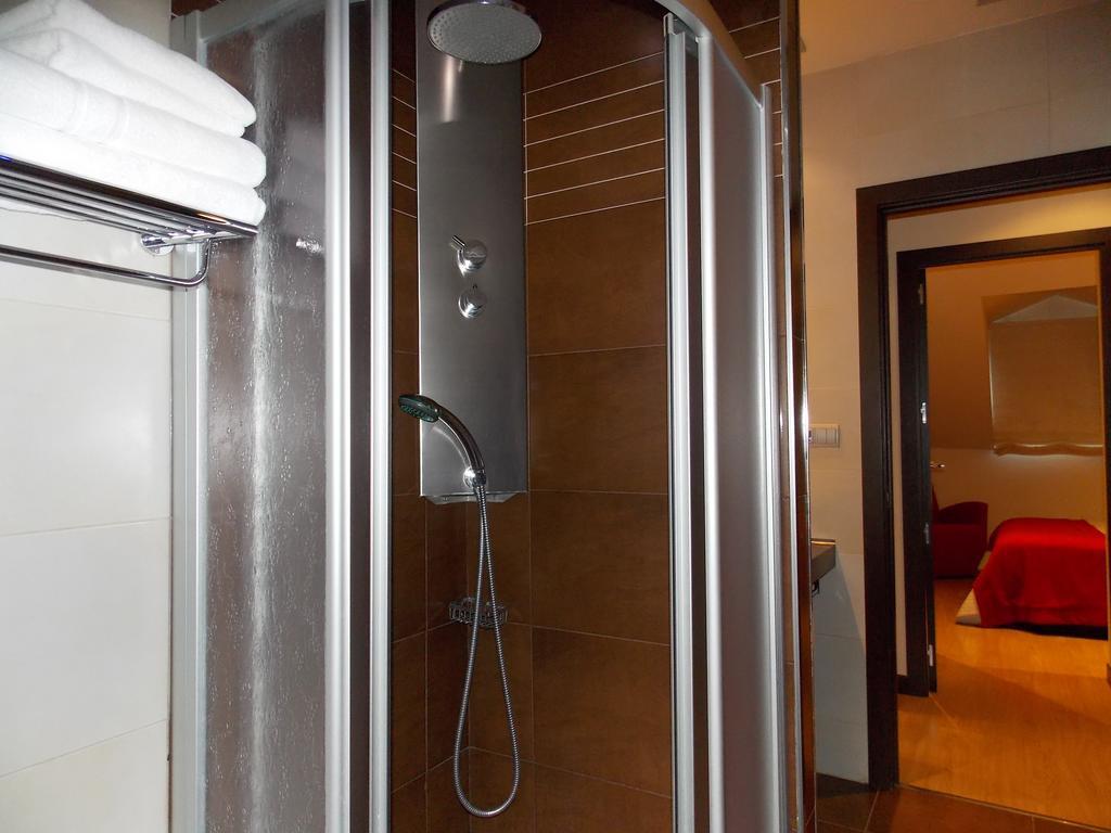 Aparthotel Bubal El Pueyo de Jaca Δωμάτιο φωτογραφία